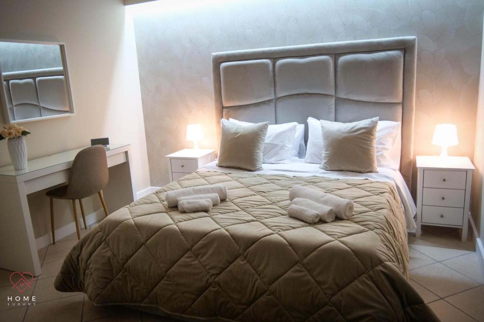 Home Luxury Наполи Екстериор снимка