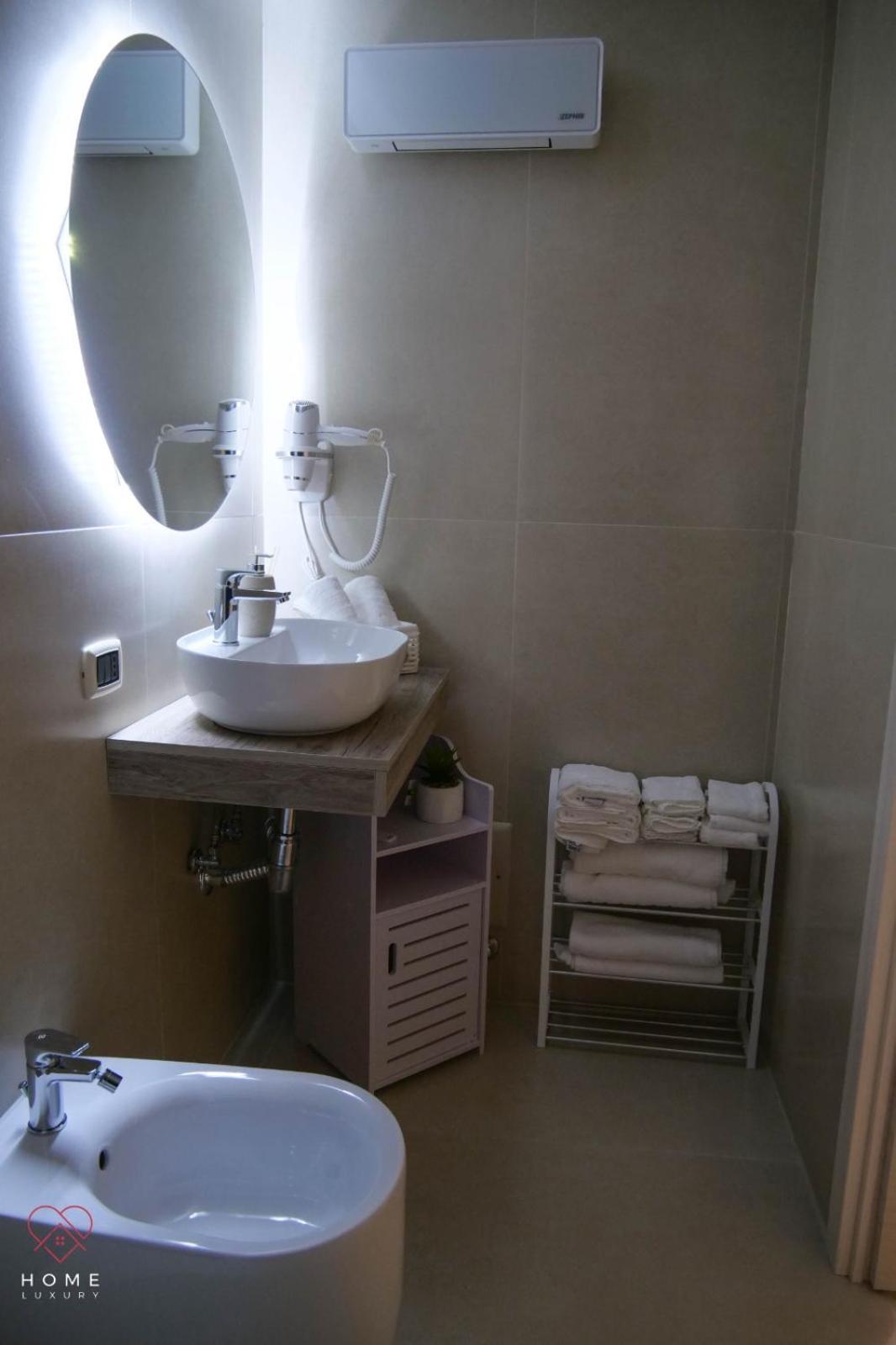 Home Luxury Наполи Екстериор снимка